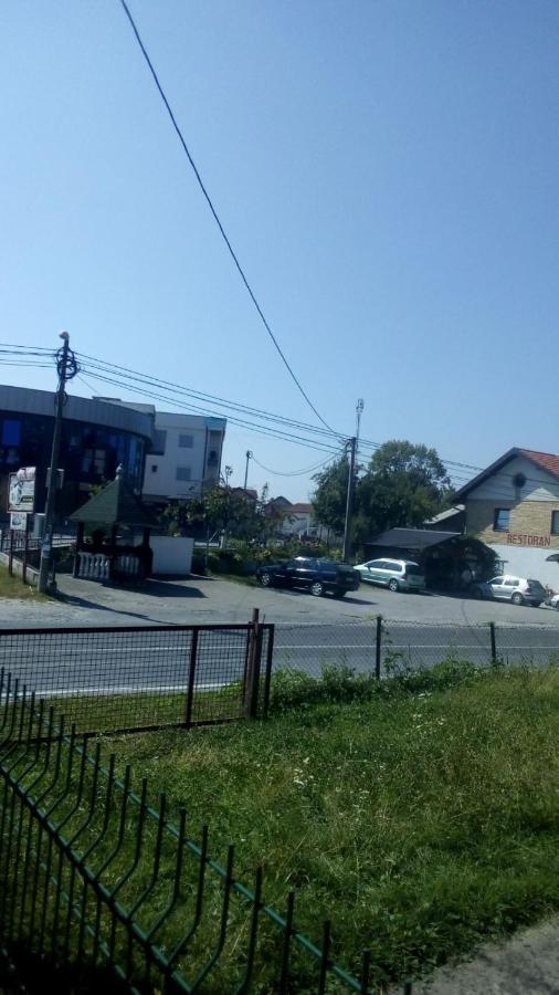 Apartmani Imamovic Dubrave Gornje Exterior photo