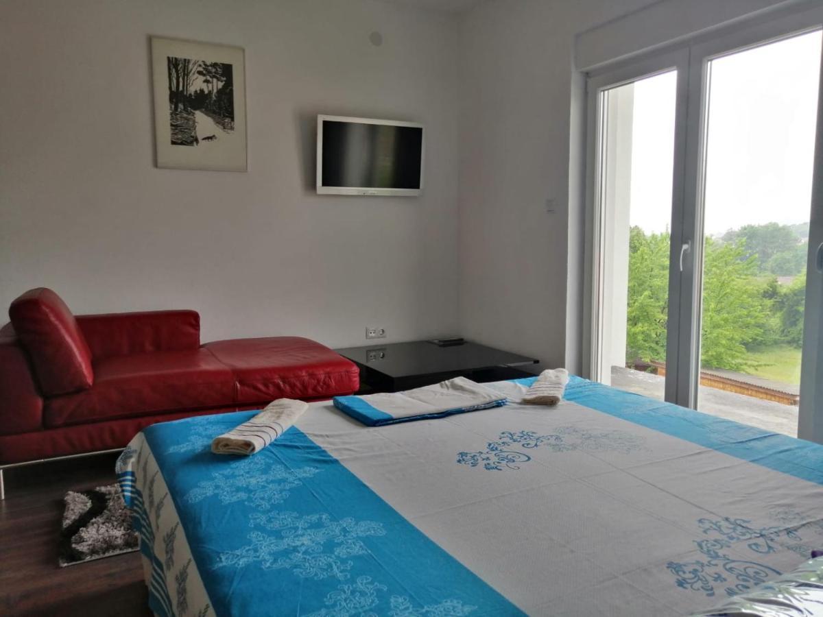 Apartmani Imamovic Dubrave Gornje Exterior photo