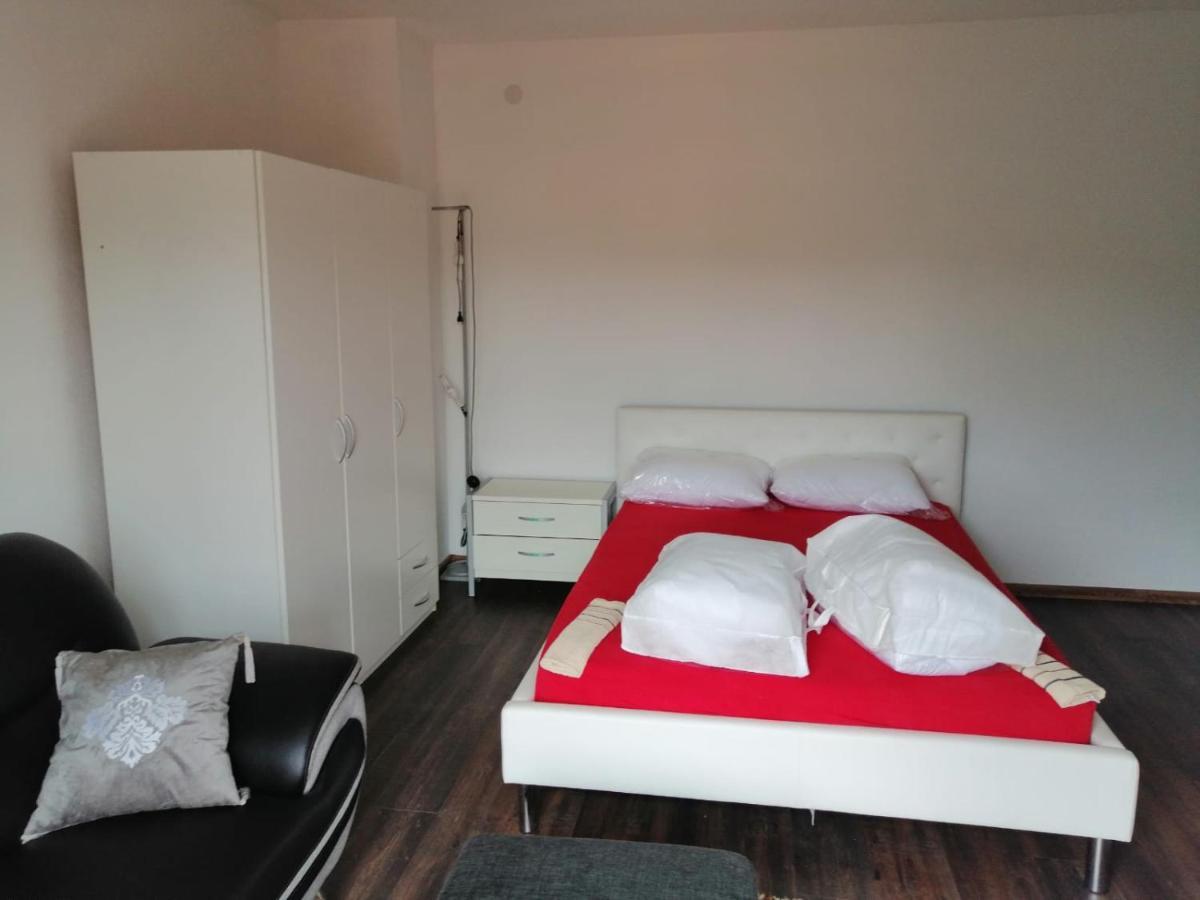 Apartmani Imamovic Dubrave Gornje Exterior photo